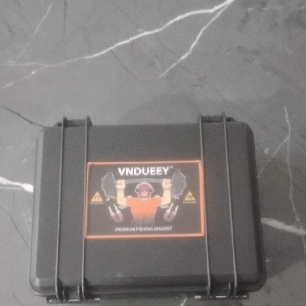 VNDUUEY Premium Fishing Magnet Case
